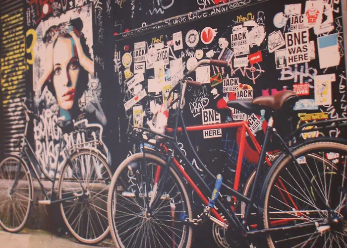 250m Rhein - Ruhiges Naehe Hbf -k-111-s By Interhome